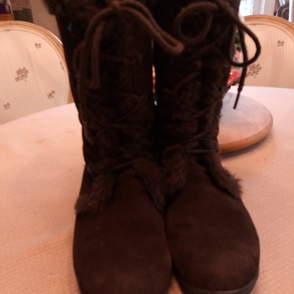 Brown White Mountain lined winter boots